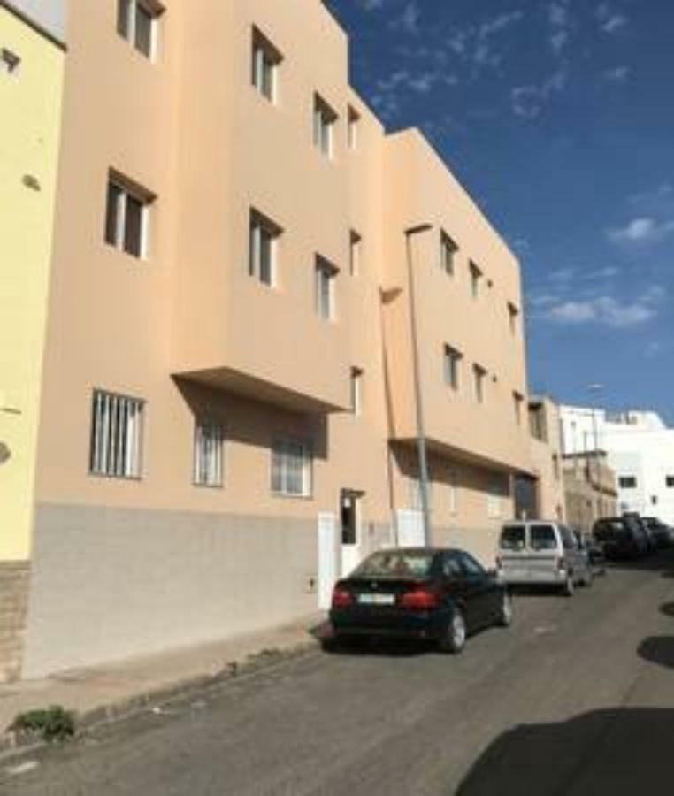 Apartamentos Cerca Del Aeropuerto إيخينيو المظهر الخارجي الصورة