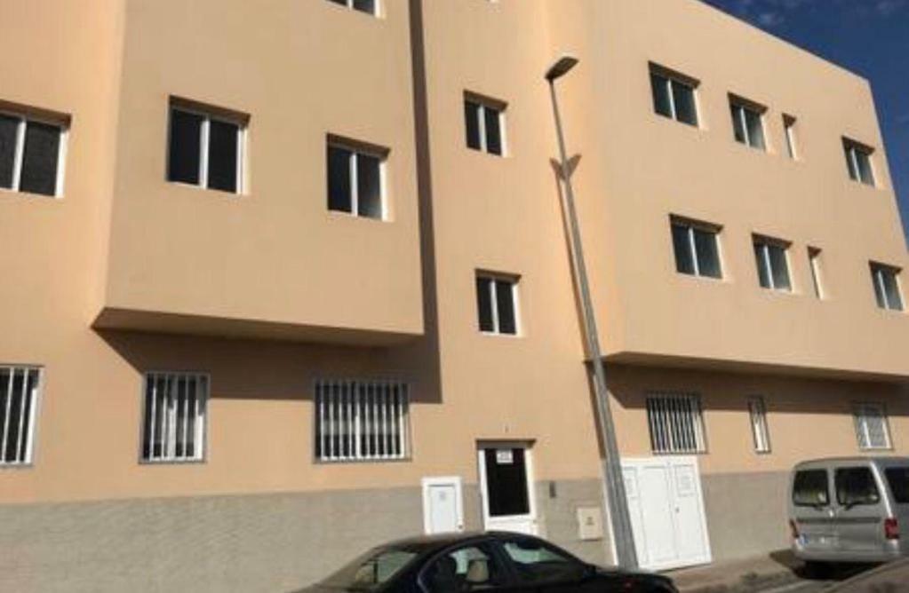 Apartamentos Cerca Del Aeropuerto إيخينيو المظهر الخارجي الصورة